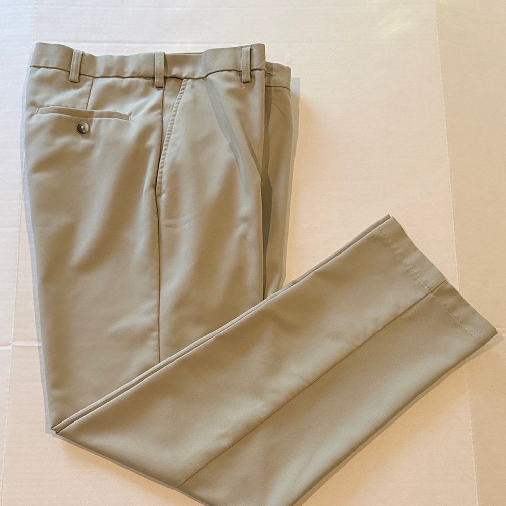 Haggar Men's Tan Dress Pants